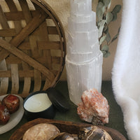 SELENITE SKYSCRAPER LAMP