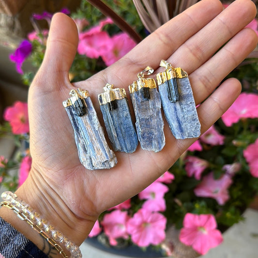 KYANITE PENDANT WITH BLACK TOURMALINE POINT (Silver Plated)