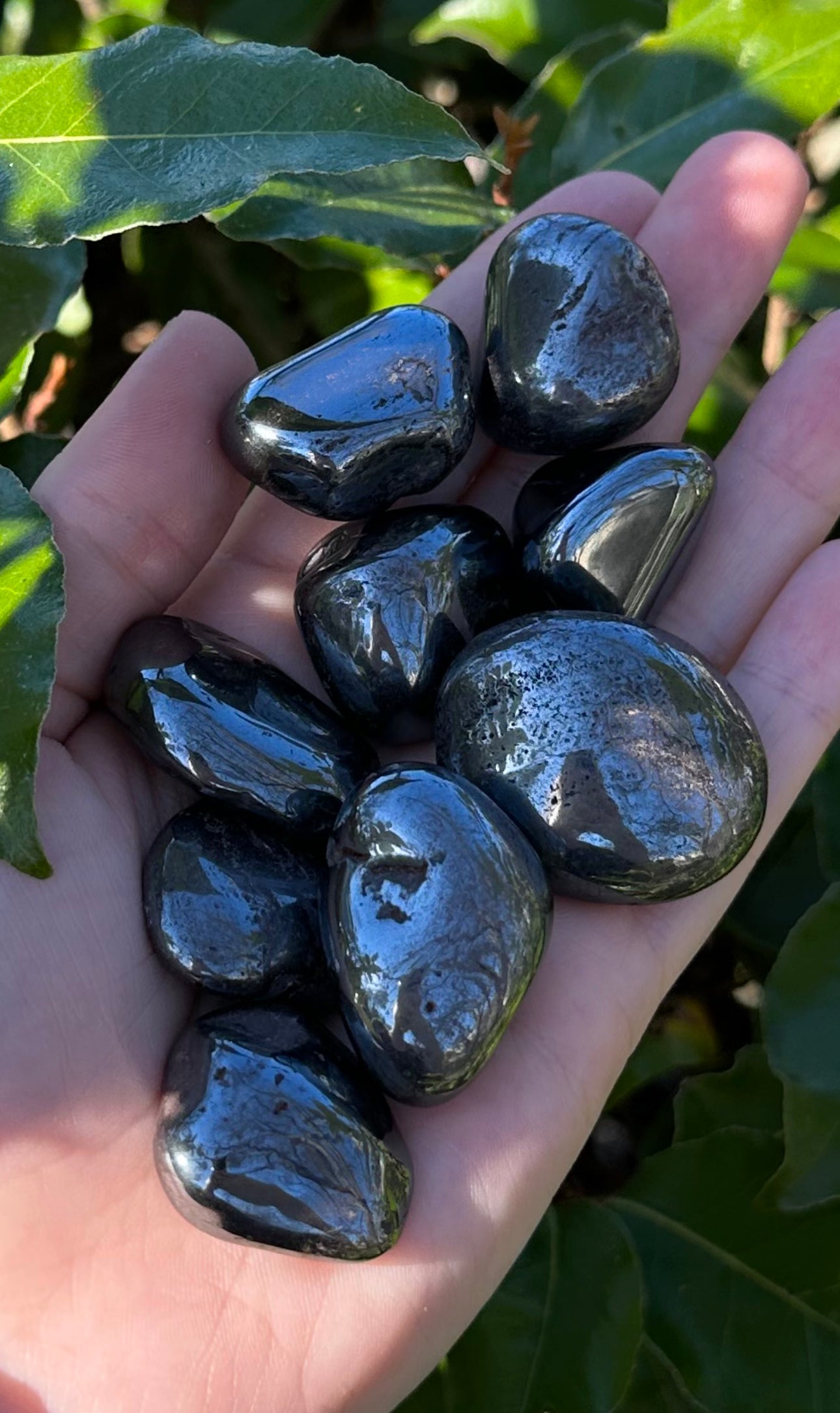 HEMATITE TUMBLED STONE