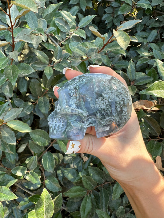 MOSS AGATE SKULL