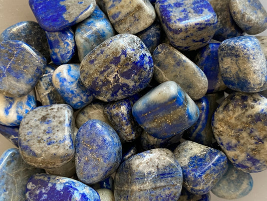 LAPIS LAZULI TUMBLED STONE