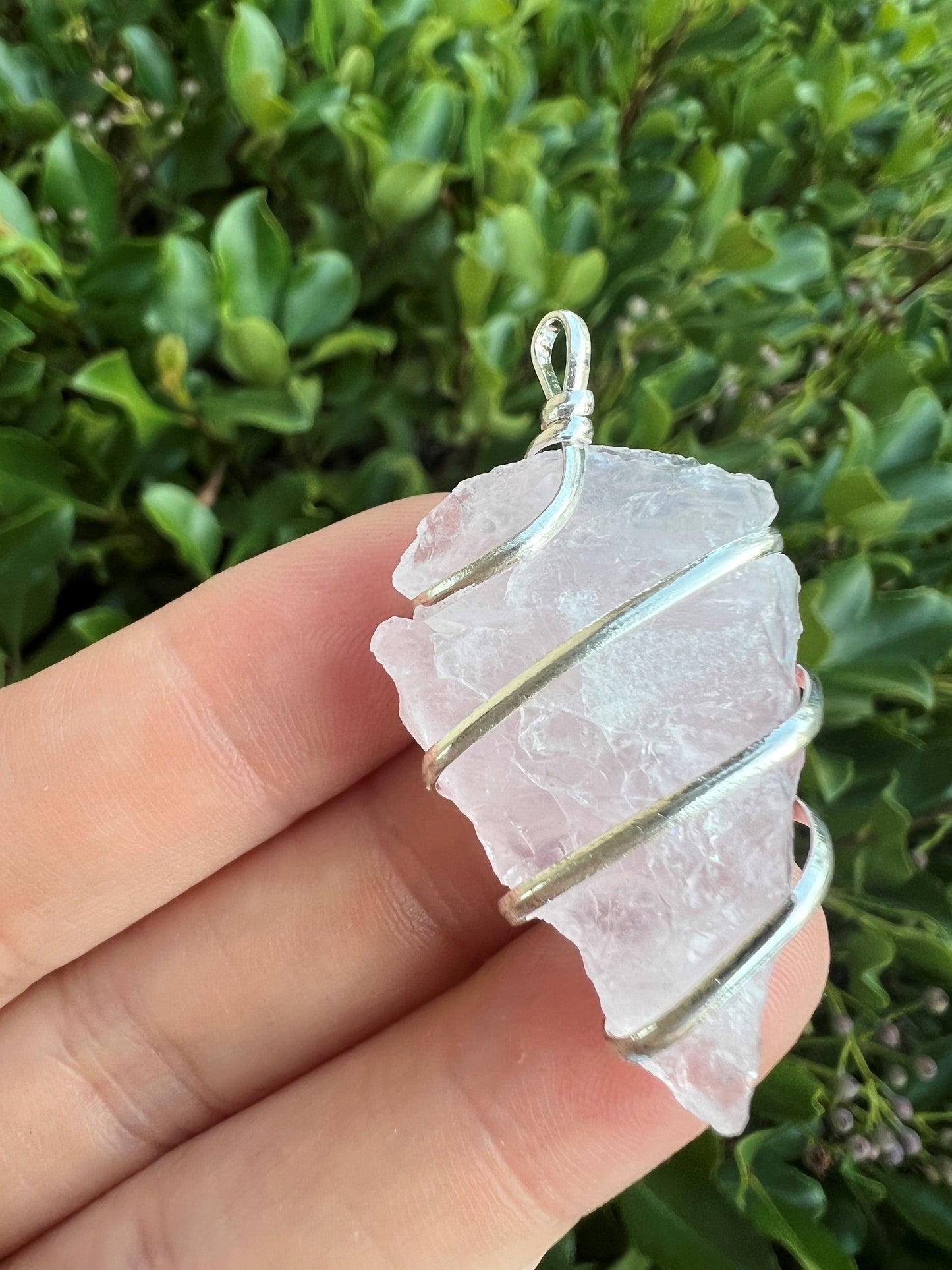 ROSE QUARTZ ARROWHEAD WRAPPED PENDANT