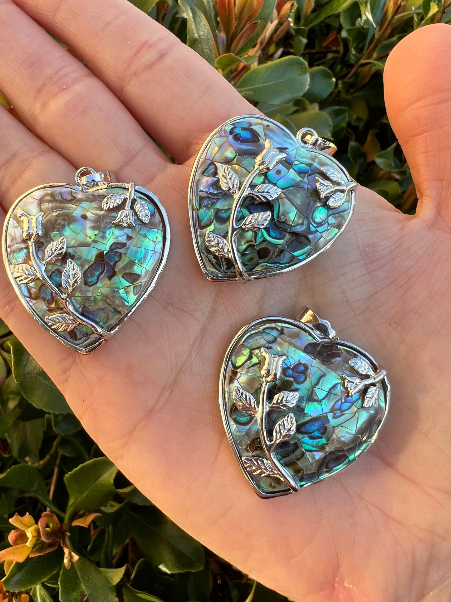 ABALONE SHELL HEART PENDANT