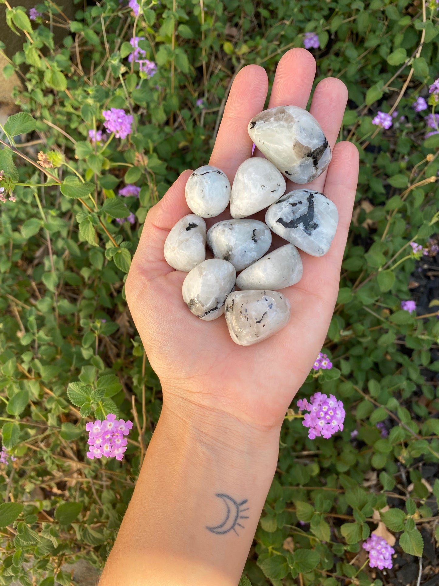 RAINBOW MOONSTONE TUMBLED STONE