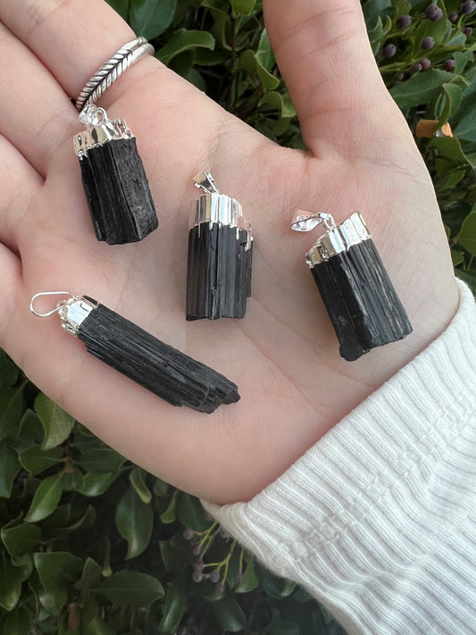 BLACK TOURMALINE PENDANT - HIGH QUALITY